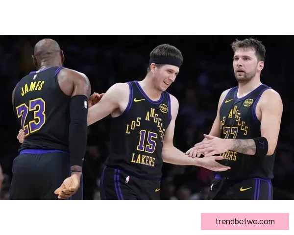 湖人连创奇迹压制东契奇里夫斯名嘴呼唤詹姆斯展现传奇实力